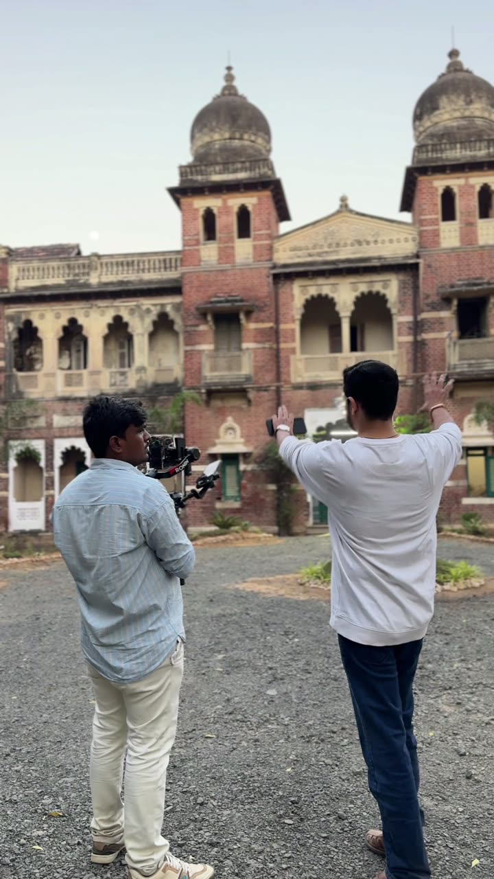 On Set — Indumati Mahel — Behind the Scenes