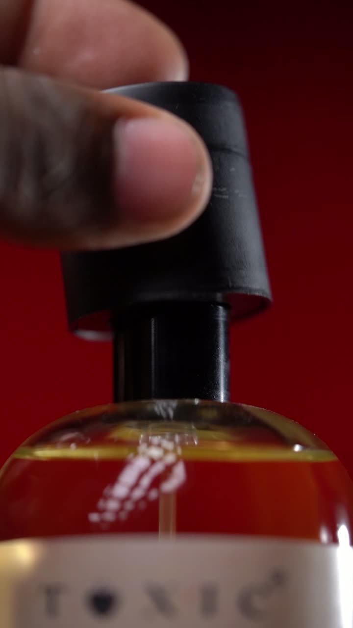 Product — Perfume Reel
